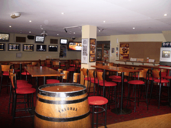 Mermaid Beach Tavern - Geraldton Accommodation 3