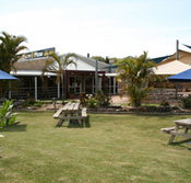 Moonee Beach Tavern - Geraldton Accommodation