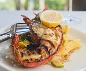 Chris's Beacon Point Restaurant - Geraldton Accommodation 2