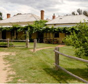 The Blue Duck Inn Hotel - Geraldton Accommodation