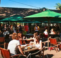 The Beach Hotel - Geraldton Accommodation