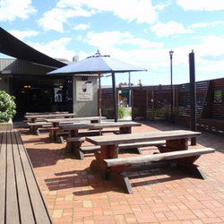 Royal Exchange Hotel - Geraldton Accommodation 3
