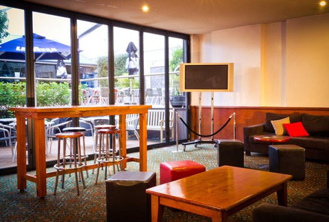 CBD Hotel Newcastle - Geraldton Accommodation 1