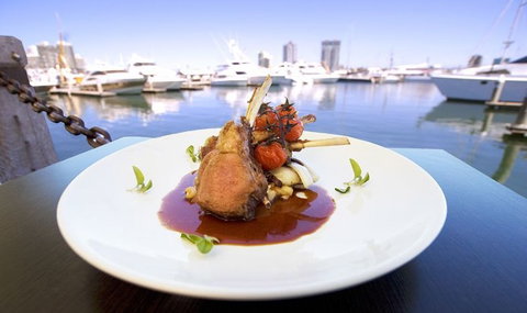 Glass Dining & Lounge Bar - Geraldton Accommodation 2