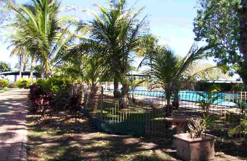Mandorah Beach Hotel - Geraldton Accommodation 2