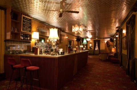 Back Bar Cocktail Lounge & Function Venue - Geraldton Accommodation 1