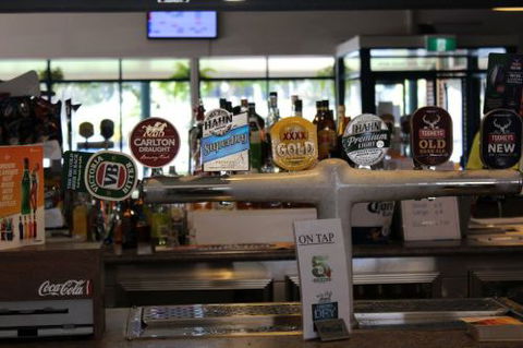 Bonny Hills Beach Hotel - Geraldton Accommodation 2