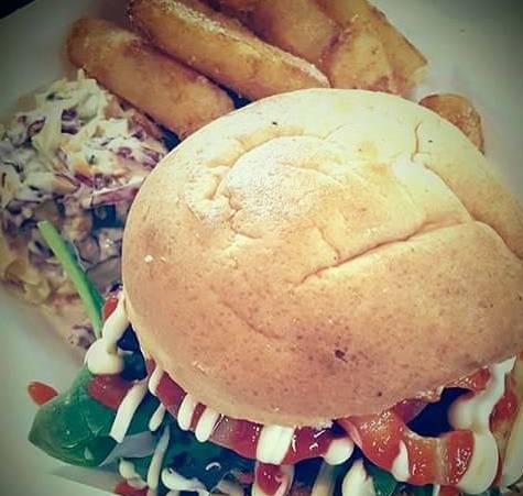 Edison’s Burger Bar - Geraldton Accommodation 2