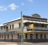 Young Australian Hotel - Geraldton Accommodation