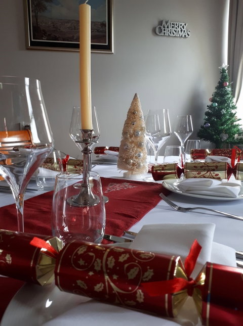 Christmas Day Lunch - Geraldton Accommodation 0