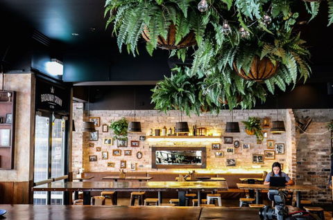 Broadway Crown - Geraldton Accommodation 3