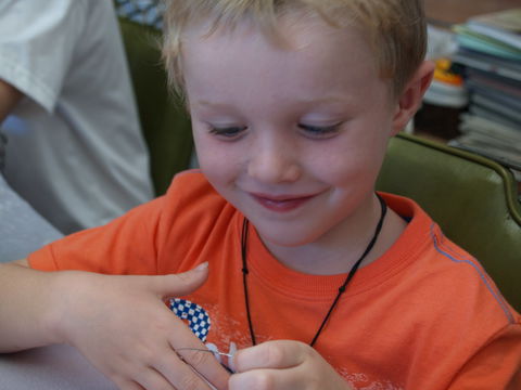 School Holiday One Hour Beading Workshops - Geraldton Accommodation 2