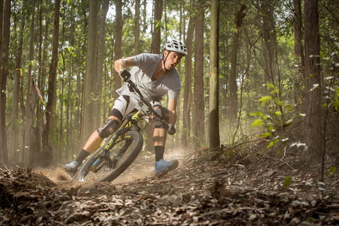 Fox Superflow Sealed By Stan's Race | Jolly Nose - Geraldton Accommodation 1