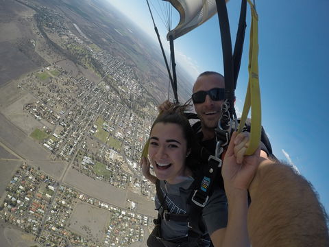 Skydive Cobar - Geraldton Accommodation 1