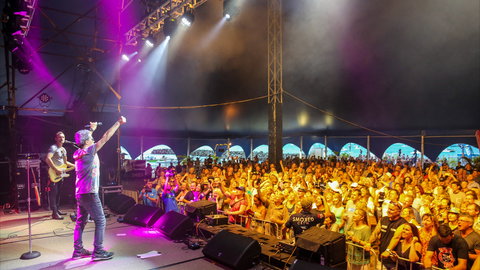 Airlie Beach Festival Of Music - Geraldton Accommodation 0