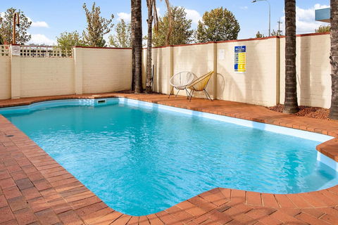 Econo Lodge Griffith Motor Inn - Geraldton Accommodation 3