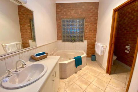 Best Western Coastal Waters Motor Inn - Geraldton Accommodation 7