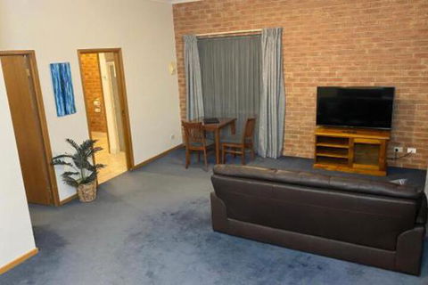 Best Western Coastal Waters Motor Inn - Geraldton Accommodation 3