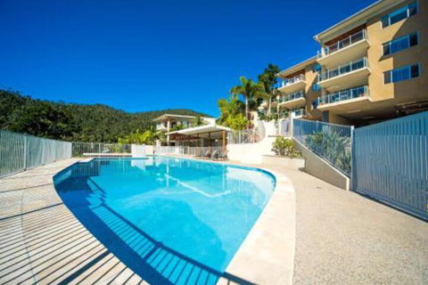 Summit Apartments Airlie Beach - Geraldton Accommodation 0