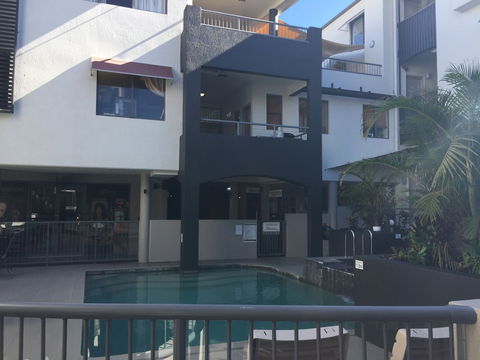 Coolum Beach Resort - Geraldton Accommodation 1