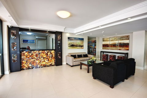ULTIQA Beach Haven At Broadbeach - Geraldton Accommodation 0