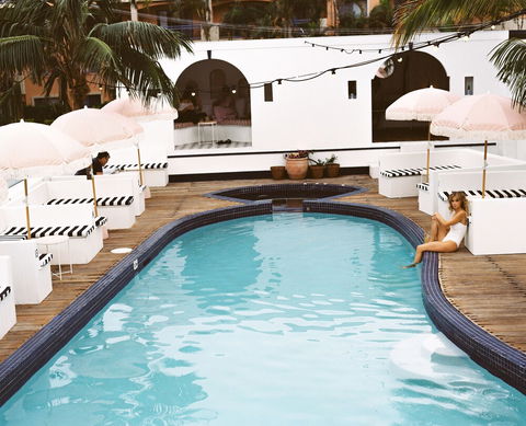 Komune - Gold Coast - Geraldton Accommodation 5