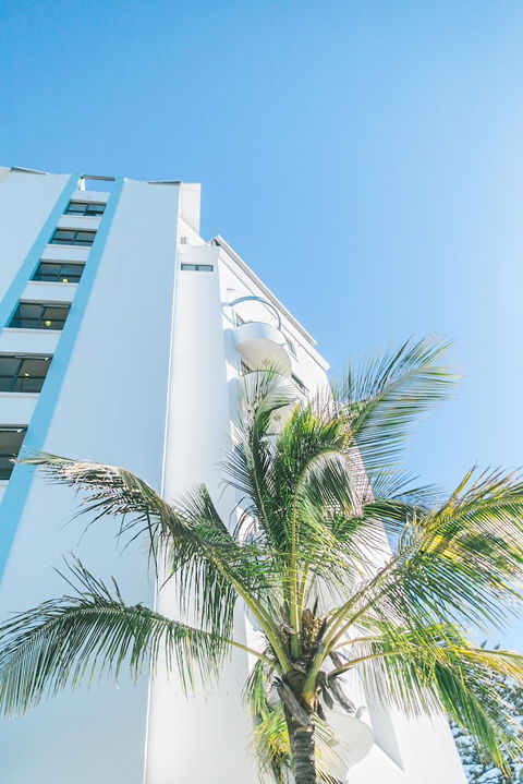 Komune - Gold Coast - Geraldton Accommodation 2