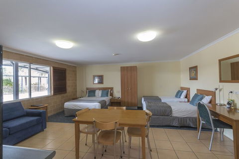 Windmill Motel And Events Centre - Geraldton Accommodation 7