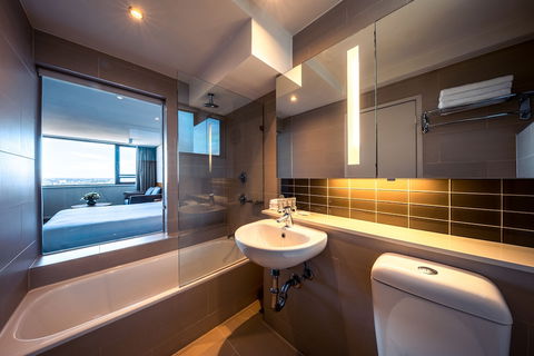 View Sydney - Geraldton Accommodation 6