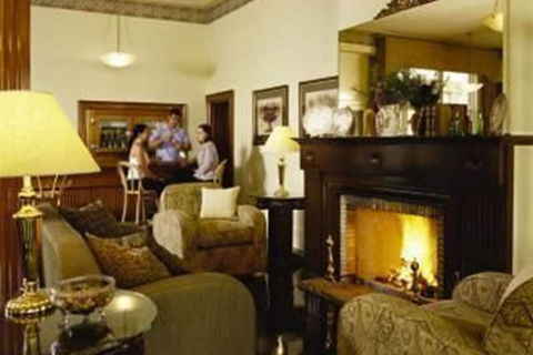 Royal Exchange Hotel - Geraldton Accommodation 3