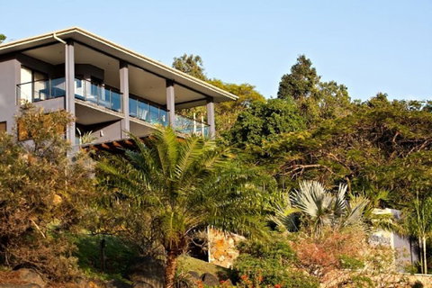 At Waterfront Whitsunday Retreat - Geraldton Accommodation 1