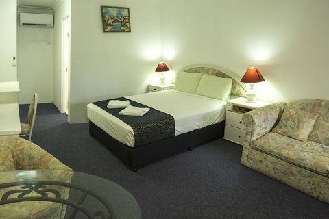 Calico Court Motel - Geraldton Accommodation 2