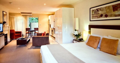 Falls Mountain Retreat - Geraldton Accommodation 3