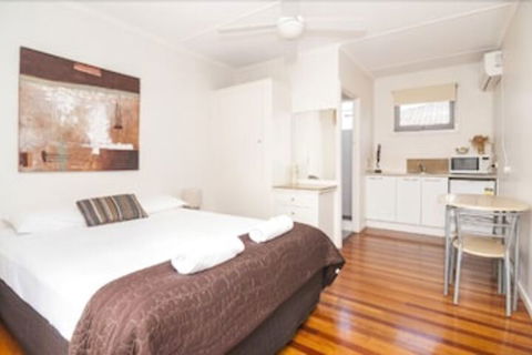 Golden Shores Airport Motel - Geraldton Accommodation 7