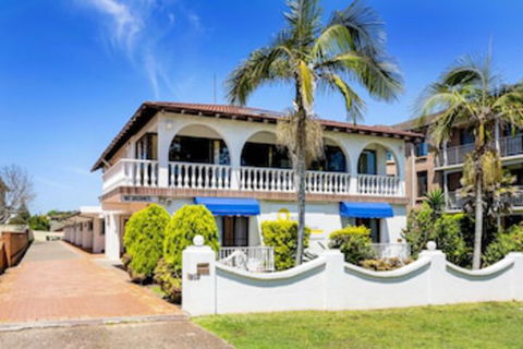 Ocean Breeze Motel - Geraldton Accommodation 0