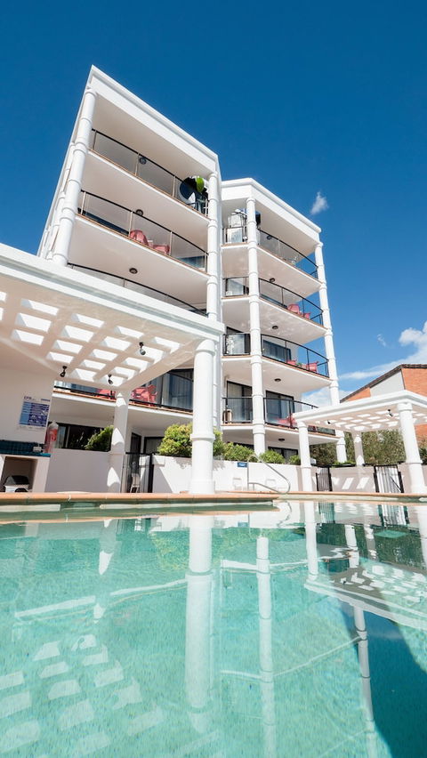 Aegean Apartments - Geraldton Accommodation 5