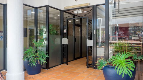 Aegean Apartments - Geraldton Accommodation 1