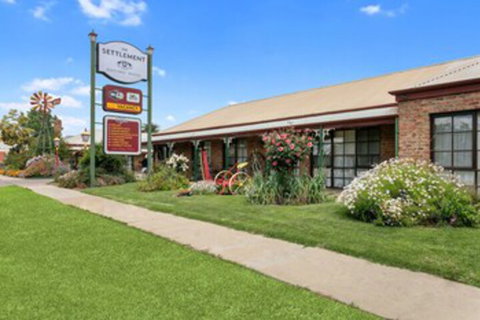 The Settlement Historic Hotel - Geraldton Accommodation 0