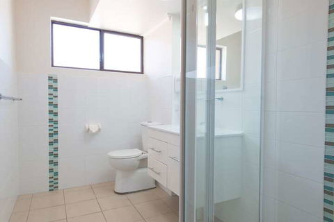 Vacation Village - Geraldton Accommodation 6