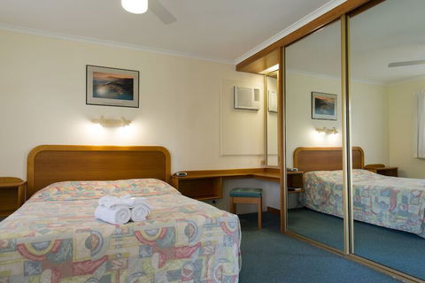 Vacation Village - Geraldton Accommodation 3