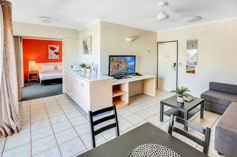 Coral Tree Inn - Geraldton Accommodation 5