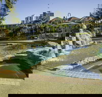 Paradise Island Resort - Geraldton Accommodation