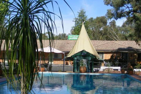 Matthew Flinders Motor Inn - Geraldton Accommodation 4