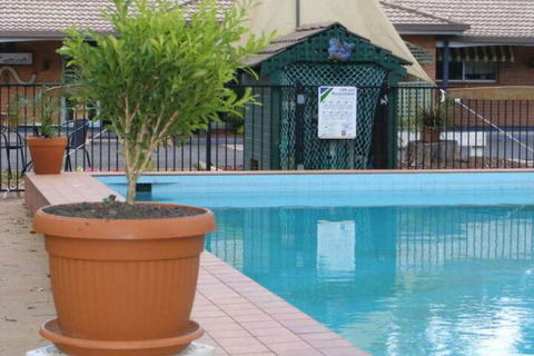 Matthew Flinders Motor Inn - Geraldton Accommodation 5