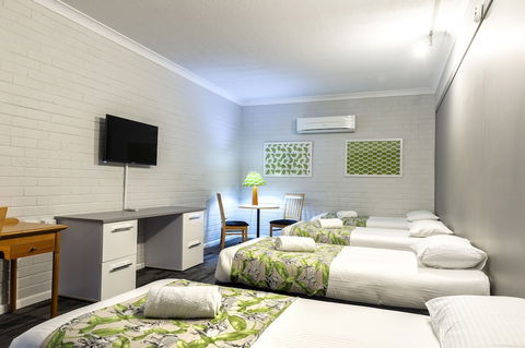 Country Motel Ipswich - Geraldton Accommodation 6