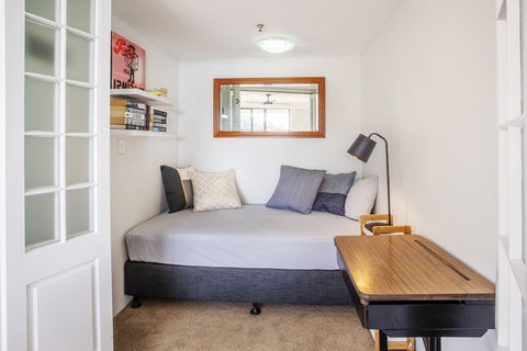 Gemini Court Holiday Apartments - Geraldton Accommodation 5