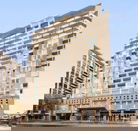 Oaks Adelaide Embassy Suites - Geraldton Accommodation