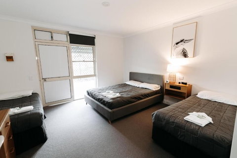 The Ophir Hotel - Geraldton Accommodation 5