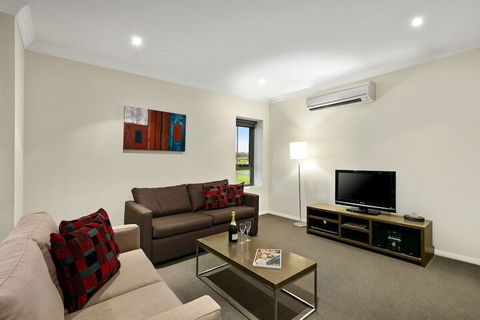 Quest Singleton - Geraldton Accommodation 3