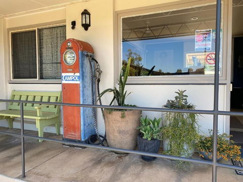 Ben Hall Motor Inn - Geraldton Accommodation 6
